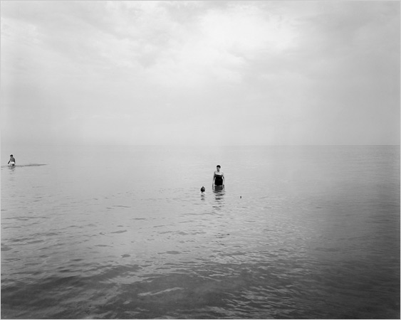 eleanor-and-barbara-lake-michigan-1953