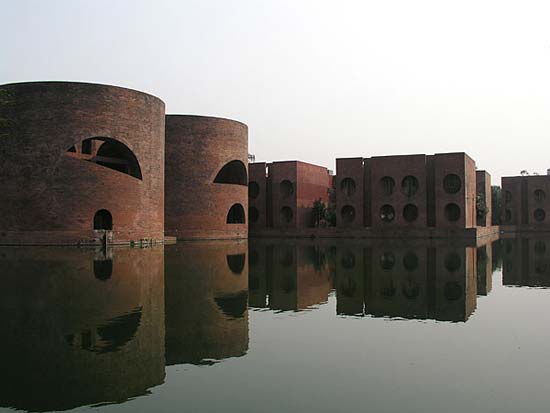 National Assembly, Dhaka. Louis Kahn, architect
