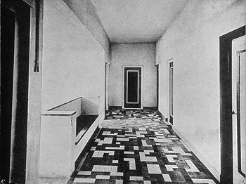 J.J.P Oud architect, floor design by Van Doesberg, Halls Holiday House