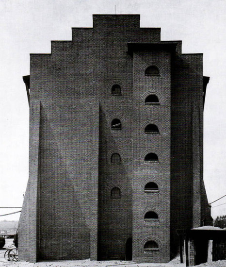Acid Factory, Lublin. Hans Poelzig, architect
