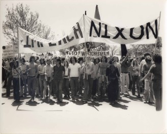 Bread and Puppet Theatre, 1972,  Protest march against Viet Nam war.