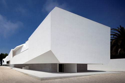 'Porto House', Álvaro Siza Vieira, architect. 2010