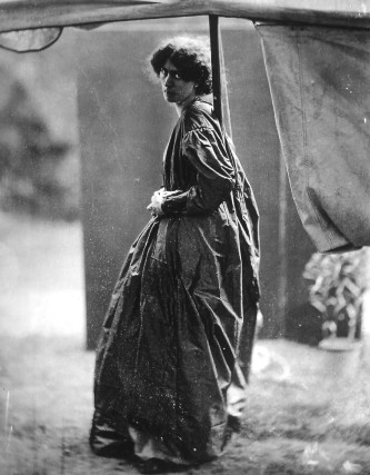 Jane Morris model. John Parsons photography, for D.G. Rossetti. 1865.