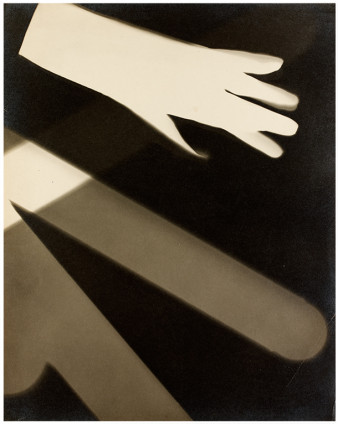 Curtis Moffat, photography. 1925