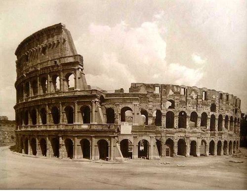 Giacomo Brogi, photography. (Rome, Coliseum, 1910).