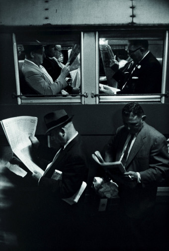 Louis Stettner, photography. (Penn. Station, 1958).