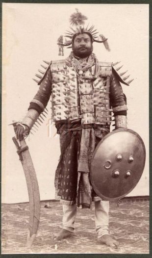 Samel Bourne, photography. (Indian executioner, 1903).